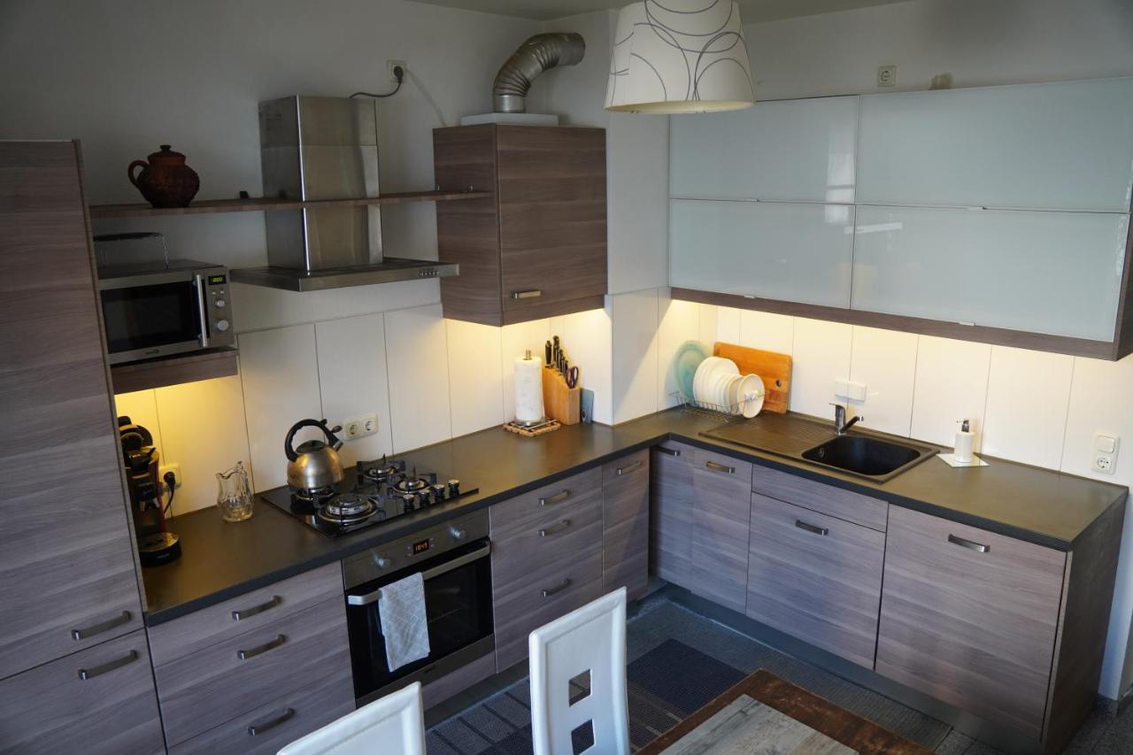 Bright, Spacious Apartment With A Lovely Terrace In The Heart Of Aachen Kültér fotó