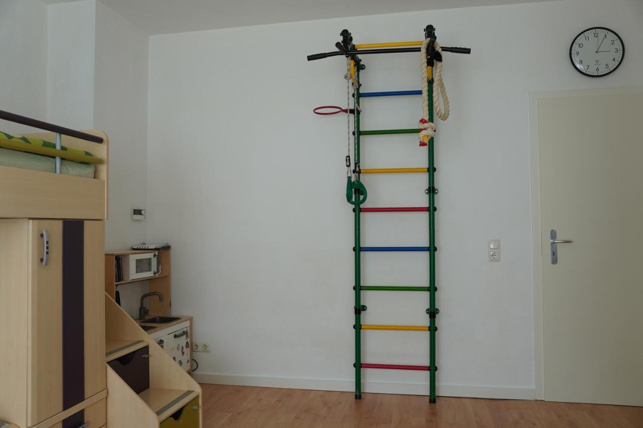 Bright, Spacious Apartment With A Lovely Terrace In The Heart Of Aachen Kültér fotó
